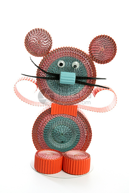 卡通滑稽的纸板手工做的熊纸盒婴儿玩具漫画耳朵老鼠乐趣艺术塑像工艺图片