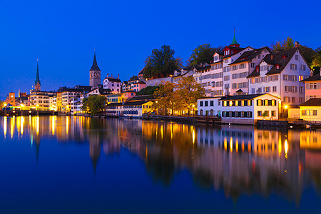 瑞士苏黎世建筑旅行河岸历史性天空地标时光房子夜生活历史图片