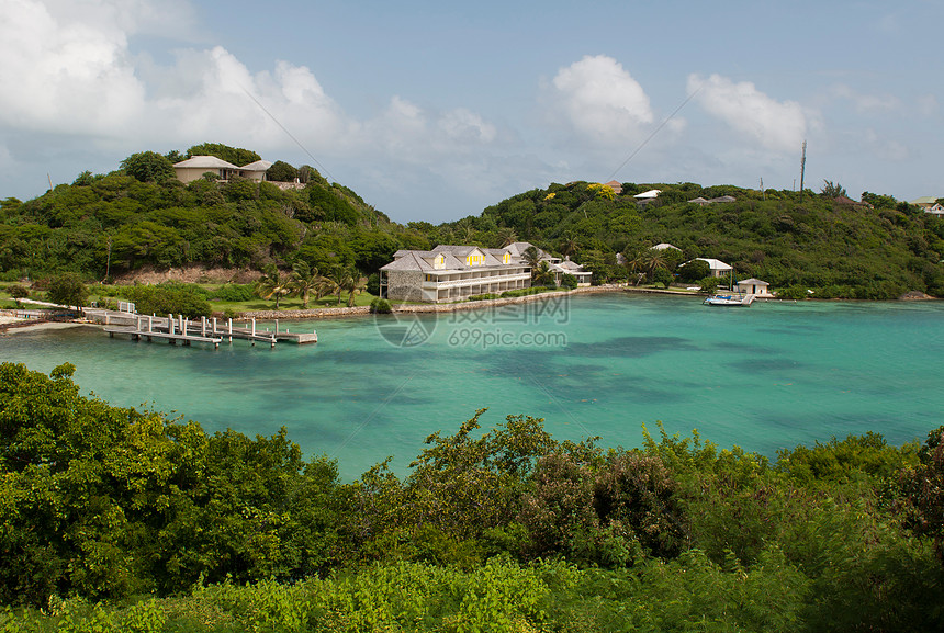 安提瓜长湾蓝色海岸海滩远景天空建筑学绿色房屋热带码头图片