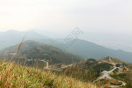 香港多云的山丘全景远足森林天空山顶水库太阳场景季节爬坡图片