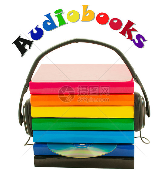 书本和耳机堆叠式     视听书概念图片
