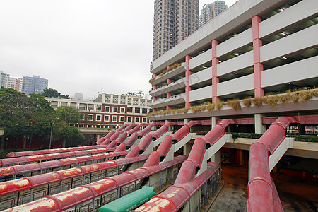 香港的停车场和公交车站图片