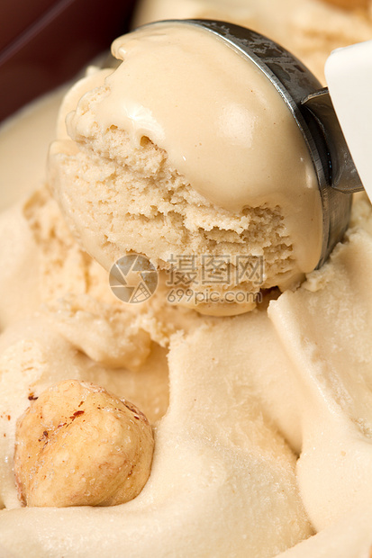 带栗子的冰淇淋薄荷巧克力味道榛子食物配料坚果牛奶核桃香草图片