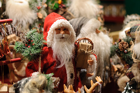 德国的圣诞市场游客雪人旅游观光装饰品塑像旅行装饰图片