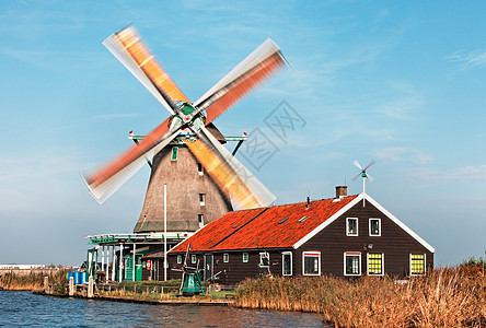 荷兰风车行动风帆国家风景旋转旅行旅游农业农村建筑图片