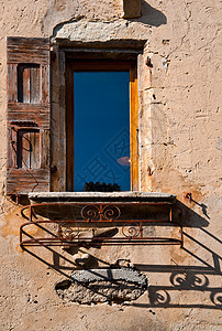 法语窗法国窗口房子木头铸件风格框架街道玻璃窗户格栅建筑图片
