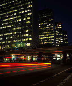 城市风景高峰街道目的地金融时间天际天空夜生活通勤者商务图片