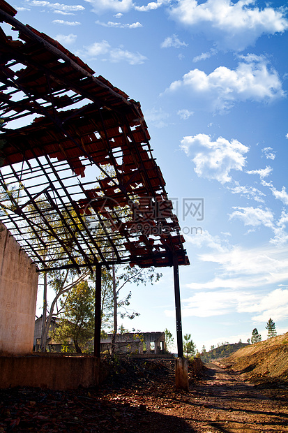 废弃的工业采矿企业设施环境萃取衰变建筑学叶子矿业工厂地区风景公园图片