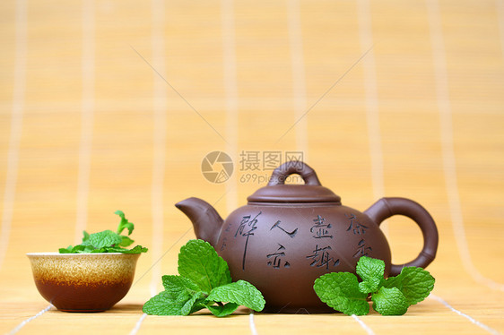 薄荷茶工作室玻璃文化叶子小吃液体杯子茶点饮料美食图片