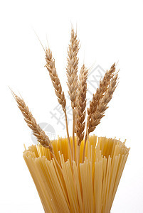意大利面和小麦耳面粉菜单厨房食物化合物面条烹饪淀粉纹理碳水图片