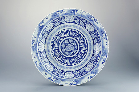 古董陶瓷装饰风格盘子制品花朵商品历史蓝色瓷器图片