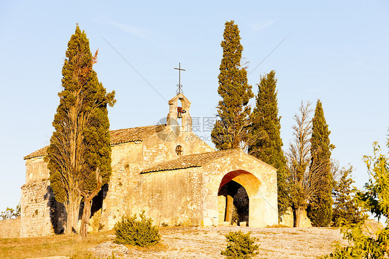 法国普罗旺斯Eygalieres附近圣瓦斯特教堂景点旅行部门位置世界建筑外观宗教建筑学历史图片