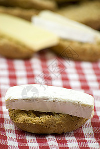 新鲜面包卷小吃包子面粉蛋糕小麦脆皮粮食营养早餐午餐图片