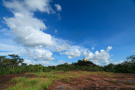 Phurungka 国家普拉卡节日旅行绿色寺庙信仰文化天空游客庆典红色图片