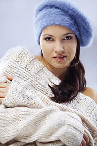 冬季美丽皮肤女性女孩眼睛衣服化妆品毛衣冒充蓝色嘴唇图片