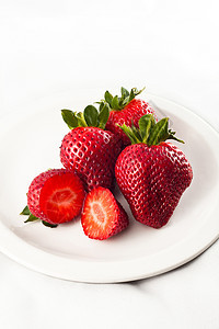 新鲜草莓刀具食物饮食水果宏观红色甜点蔬菜图片