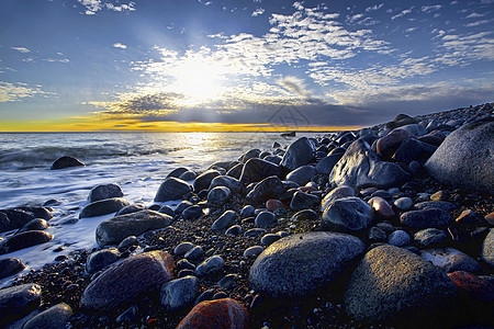 莫埃伦 挪威蓝色波浪海洋天空风景峡湾反射滚动海岸岩石图片