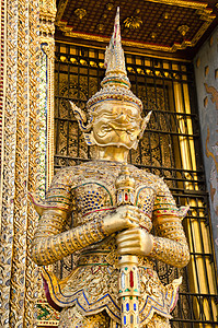 泰国神话巨人守护神Yak雕像寺庙上帝佛教徒建筑学雕塑祷告金子神社宗教图片