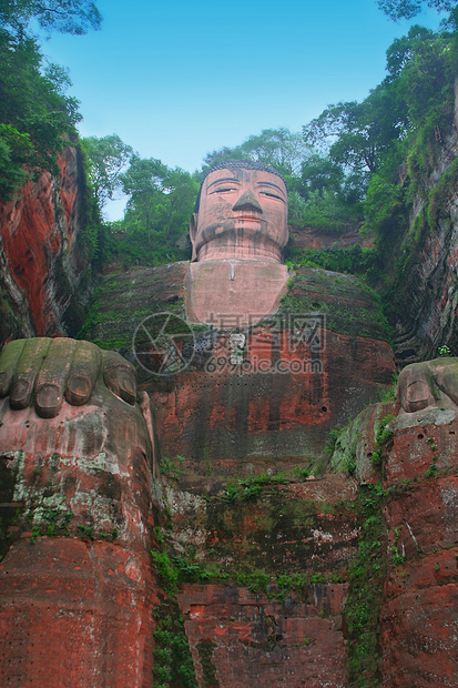 中国四川黎山大佛佛悬崖旅行爬坡岩石雕塑文化雕刻上帝峨嵋旅游图片