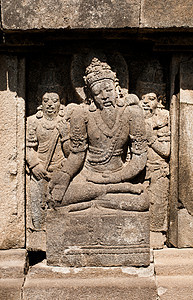 印度尼西亚爪哇普兰巴南寺庙天空精神宗教艺术历史旅行雕像纪念碑文化宽慰图片