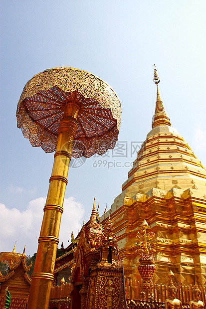 清迈佛教寺庙天空和尚游客金子佛教徒旅游土井雕刻情调宗教图片