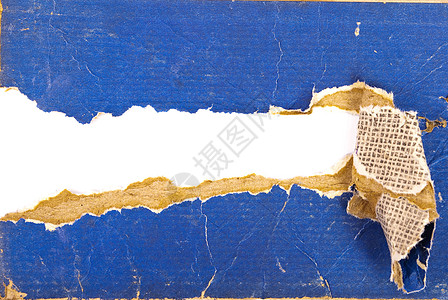撕破的纸板书页白色瓦楞空白皱纹边界包装乐队卡片折痕棕色图片