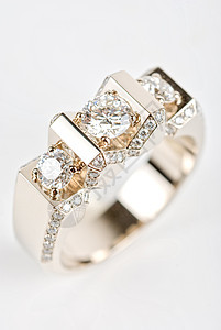 戒指钻石收藏珠宝商装饰品岩石金属配饰金光财富宝石图片