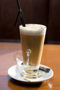 脱热时间牛奶豆子叶子飞碟泡沫咖啡师咖啡咖啡馆早餐饮料图片