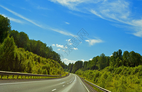 森林高速公路驾驶地平线照片国家草地太阳路线天空蓝色交通图片