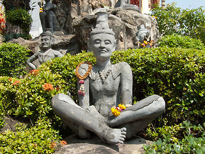泰国寺庙的佛教和泰国艺术风格古董文化星星橙子宗教车轮雕像旅行建筑金子图片