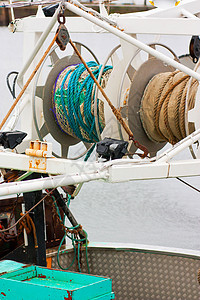拖拉器渔船钓鱼节点海洋滑轮水手渔业尼龙港口图片