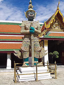 泰国曼谷大宫殿的守护者女神像图片