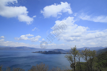 图瓦达湖空气蓝色多云季节天气白色太阳图片