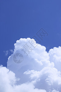 蓝色天空的白云天堂阳光白色天气空气多云图片
