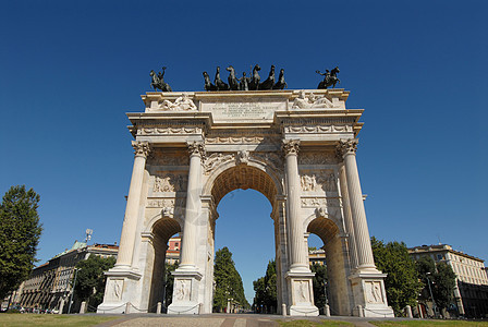 米兰大理石雕塑雕像柱子文化首都宽慰门廊历史图片