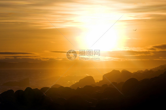 莫埃伦 挪威峡湾海岸太阳海洋天空岩石滚动风景波浪蓝色图片