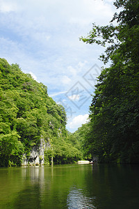 在伊钦诺斯基的Geibi山谷 Iwate绿色公园蓝色假期谷艺旅行天空岩石图片