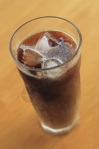 冰雪咖啡冰镇黑色咖啡店棕色玻璃图片