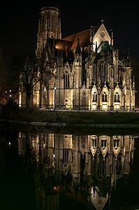 约翰纳斯基切斯图加特费瑟 夜间分支机构旅游反射蓝色宗教信仰建筑城市教会历史性图片