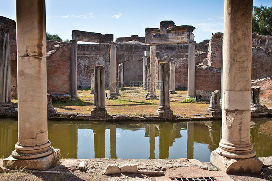 罗马柱历史性吸引力别墅旅游帝国柱子风景场景住宅皇帝图片