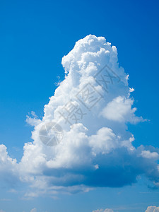 热带天空 - 积云图片