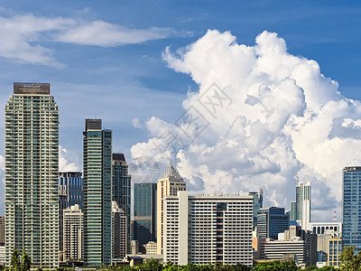 Makati 天线城市结构办公室摄影办公楼建筑学建筑公寓住宅小区商业图片