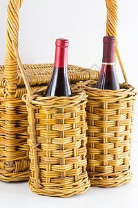 与葡萄酒相配的野餐黑色郊游白色葡萄园酒厂篮子红色午餐图片