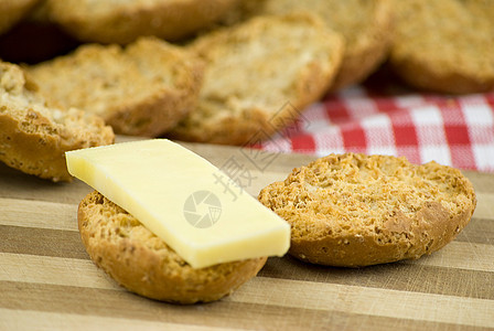 新鲜面包卷谷物营养小吃粮食脆皮面粉包子蛋糕早餐小麦图片