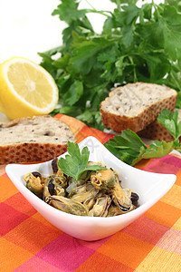贝壳草药香菜海鲜沙拉美食香料柠檬蛤蜊烹饪图片