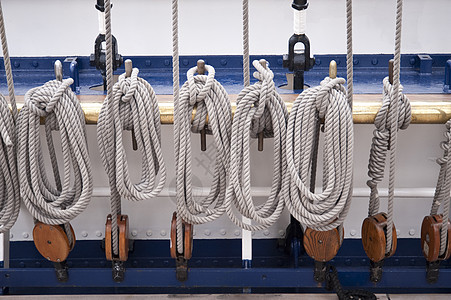 航行帆船桅杆风帆绳索旅行海军海事海洋船舶船运公鸡图片