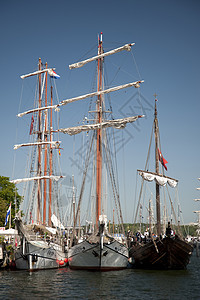 2009年8月周帆船港口风帆绳索航行航海船舶旅行船运海洋图片