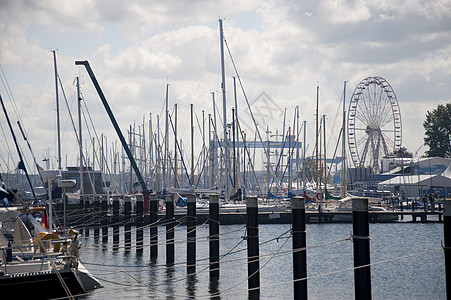 2009年8月周风帆船舶帆船巨轮桅杆海洋海事航海港口航行图片
