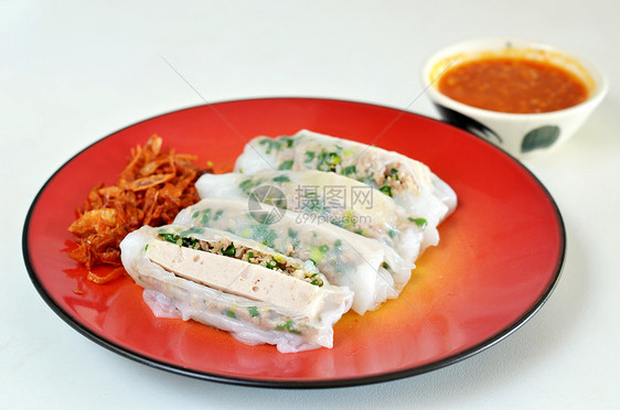 vietnames 烹饪挂面面条服务食物午餐肉丸洋葱香菜盘子猪肉图片