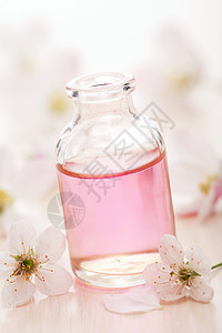 必需的油和鲜花护理芳香玻璃香气卫生瓶子草本植物皮肤科治疗温泉图片